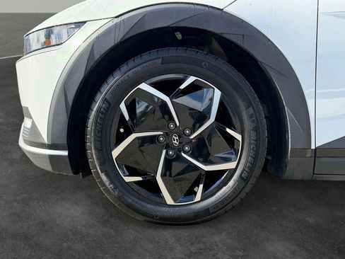 Used 2024 Hyundai Ioniq 5 SEL RWD image 5