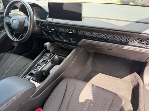 Used 2023 Honda Accord Sport image 17