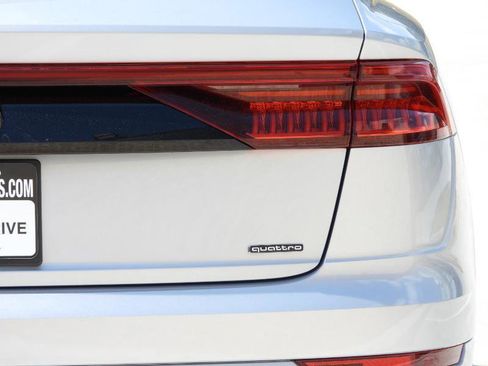 Used 2021 Audi Q8 Prestige image 28