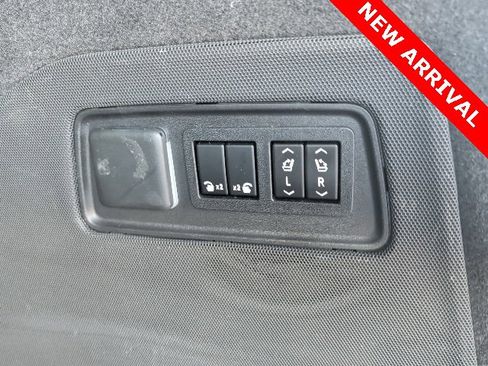 Used 2022 Cadillac Escalade Premium Luxury w/ LPO, Floor Liner Package image 18