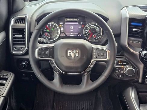 Used 2025 RAM 1500 Big Horn AWD/4WD image 7