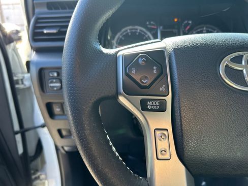 Used 2021 Toyota 4Runner Limited AWD/4WD image 15