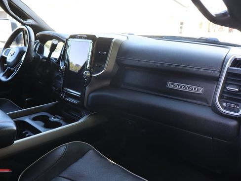 Used 2020 RAM 2500 Laramie AWD/4WD image 17
