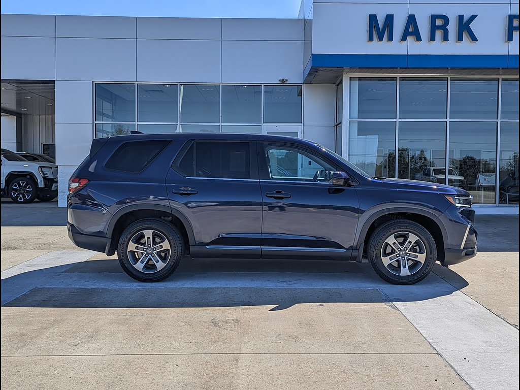 Used 2025 Honda Pilot EX-L image 6