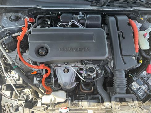 Certified 2025 Honda Civic Sport Touring image 31