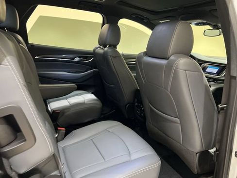 Certified 2022 Buick Enclave Essence w/ Experience Buick Package FWD image 27