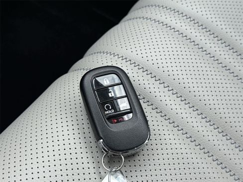 Used 2024 Honda HR-V EX-L image 30