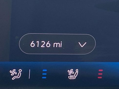 Certified 2024 Volkswagen ID.4 Pro S image 17