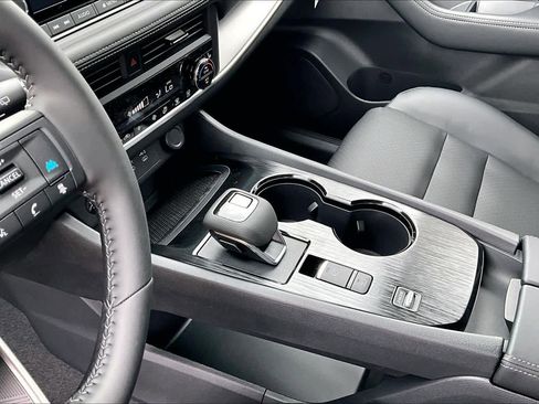 New 2026 Nissan Rogue SV FWD image 11
