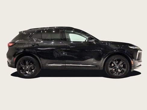 Used 2024 Buick Envision Sport Touring image 4