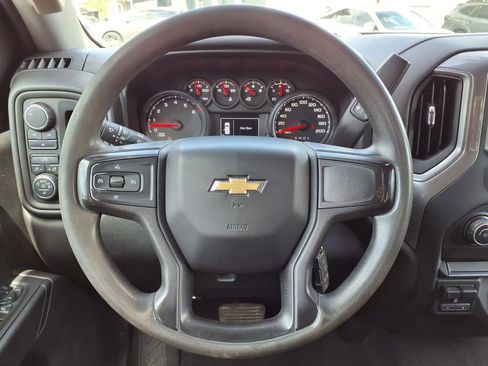 Used 2020 Chevrolet Silverado 2500 Custom w/ Custom Value Package AWD/4WD image 31