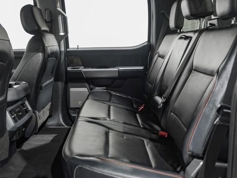 Used 2024 Ford F350 Lariat AWD/4WD image 40