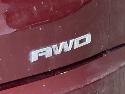 Used 2017 GMC Acadia Denali image 12