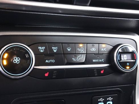 Used 2018 Ford EcoSport SE w/ SE Convenience Package FWD image 25