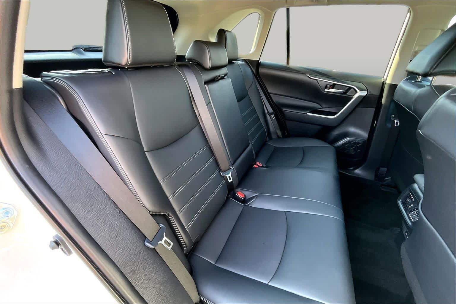 Used 2024 Toyota RAV4 XLE Premium w/ Weather Package FWD image 19