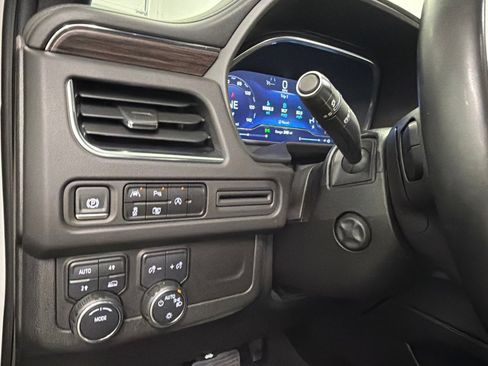 Used 2024 Chevrolet Tahoe LT w/ LT Signature Plus Package image 38