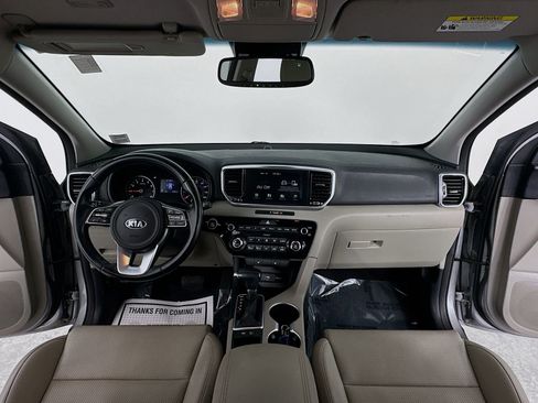 Used 2020 Kia Sportage EX image 11
