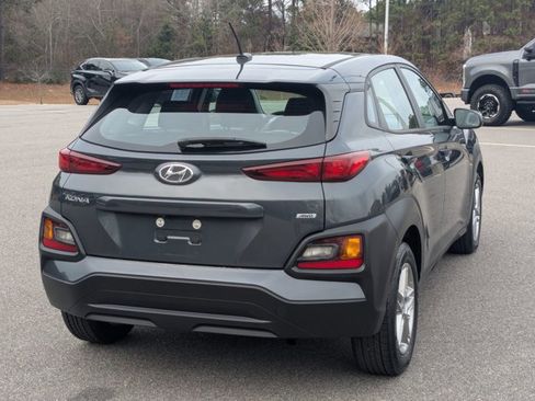 Used 2021 Hyundai Kona SE image 4