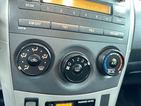 Used 2010 Toyota Corolla S image 23