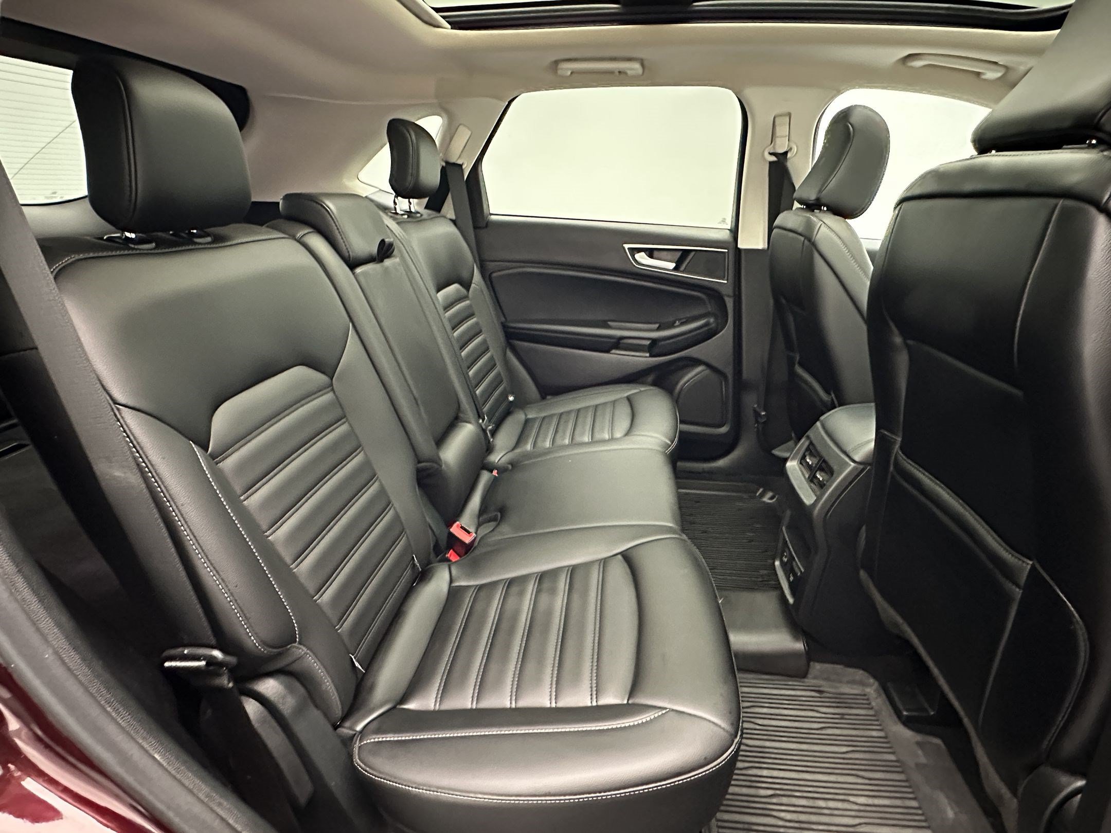Used 2022 Ford Edge SEL w/ Convenience Package AWD/4WD image 30