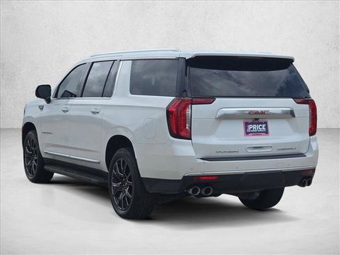 Used 2024 GMC Yukon XL Denali RWD image 7