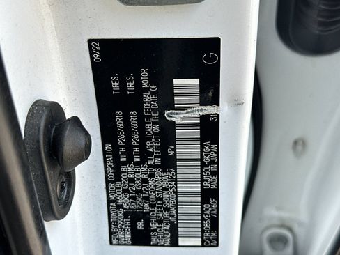 Used 2023 Lexus GX 460 Premium w/ Premium Plus Package AWD/4WD image 35