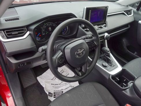 Certified 2025 Toyota RAV4 XLE image 11