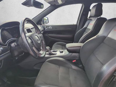 Used 2018 Jeep Grand Cherokee Trailhawk AWD/4WD image 17