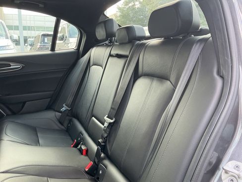 Used 2022 Alfa Romeo Giulia Ti image 26