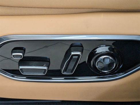 New 2025 Jeep Grand Cherokee L Summit w/ Advanced Protech Group IV image 19