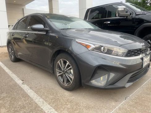 Used 2024 Kia Forte LXS FWD image 2