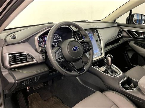 Used 2025 Subaru Outback Onyx Edition AWD/4WD image 16