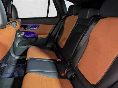New 2026 Mercedes-Benz GLC 300 image 17