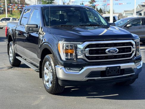Used 2022 Ford F150 XLT w/ Equipment Group 302A High AWD/4WD image 3