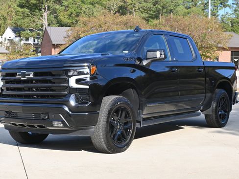 Used 2024 Chevrolet Silverado 1500 High Country w/ Midnight Edition image 5