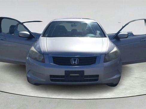 Used 2010 Honda Accord LX image 9