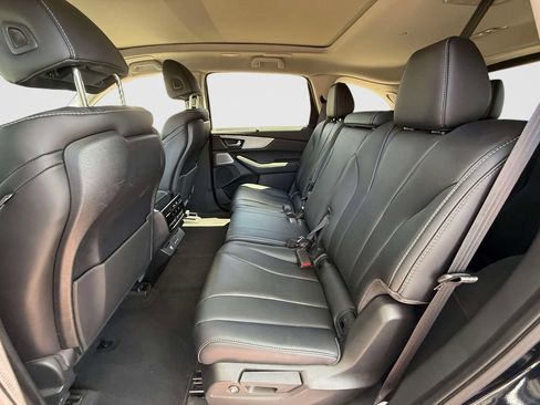 Certified 2025 Acura MDX SH-AWD w/ Technology Package image 10
