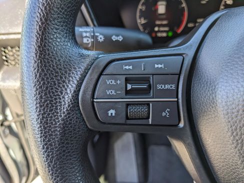 Used 2024 Honda CR-V LX image 29