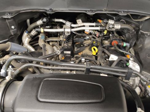 Used 2021 Ford Explorer 2WD image 30