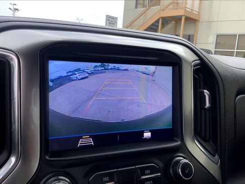 Used 2021 Chevrolet Silverado 1500 LT AWD/4WD image 22