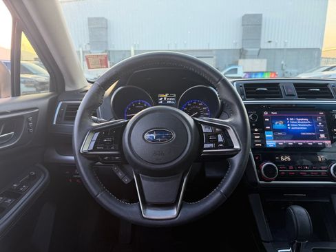 Used 2019 Subaru Outback 3.6R Limited AWD/4WD image 8