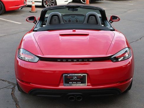 Used 2017 Porsche 718 Boxster S RWD image 15