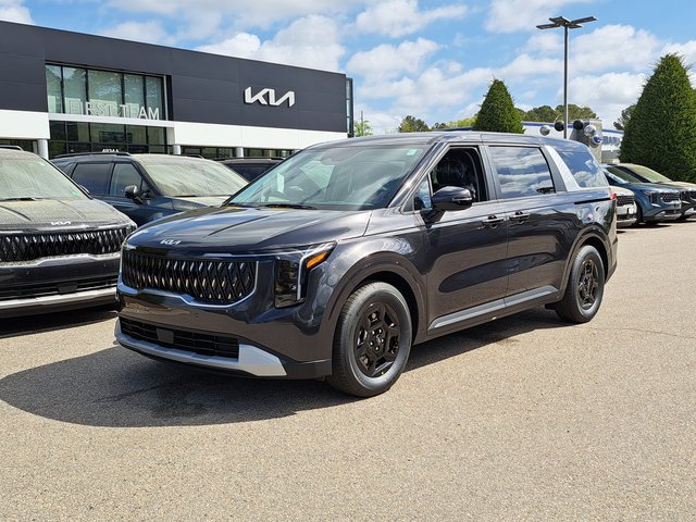 New 2026 Kia Carnival FWD image 1