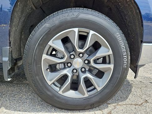 Certified 2022 Chevrolet Silverado 1500 LT AWD/4WD image 8