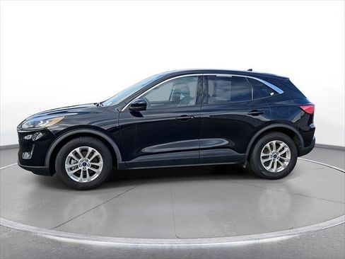 Used 2020 Ford Escape SE image 4