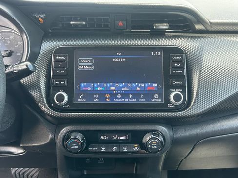 Used 2021 Nissan Kicks SV FWD image 14
