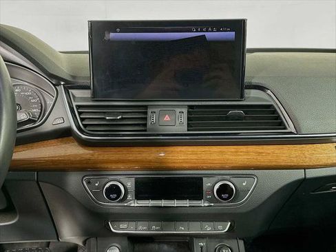 Certified 2023 Audi Q5 2.0T Premium w/ Convenience Package AWD/4WD image 13