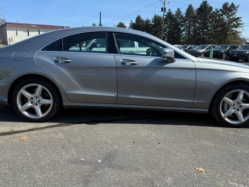 Used 2014 Mercedes-Benz CLS 550 4MATIC w/ Premium 1 Package image 11