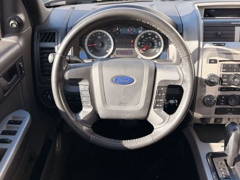 Used 2012 Ford Escape XLT image 17