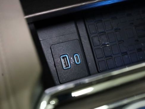 Used 2024 Ford Expedition Max Limited image 24